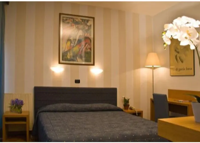 オテル クラーリチ 3*